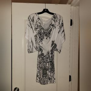 NWOT Trac White & Black Dress